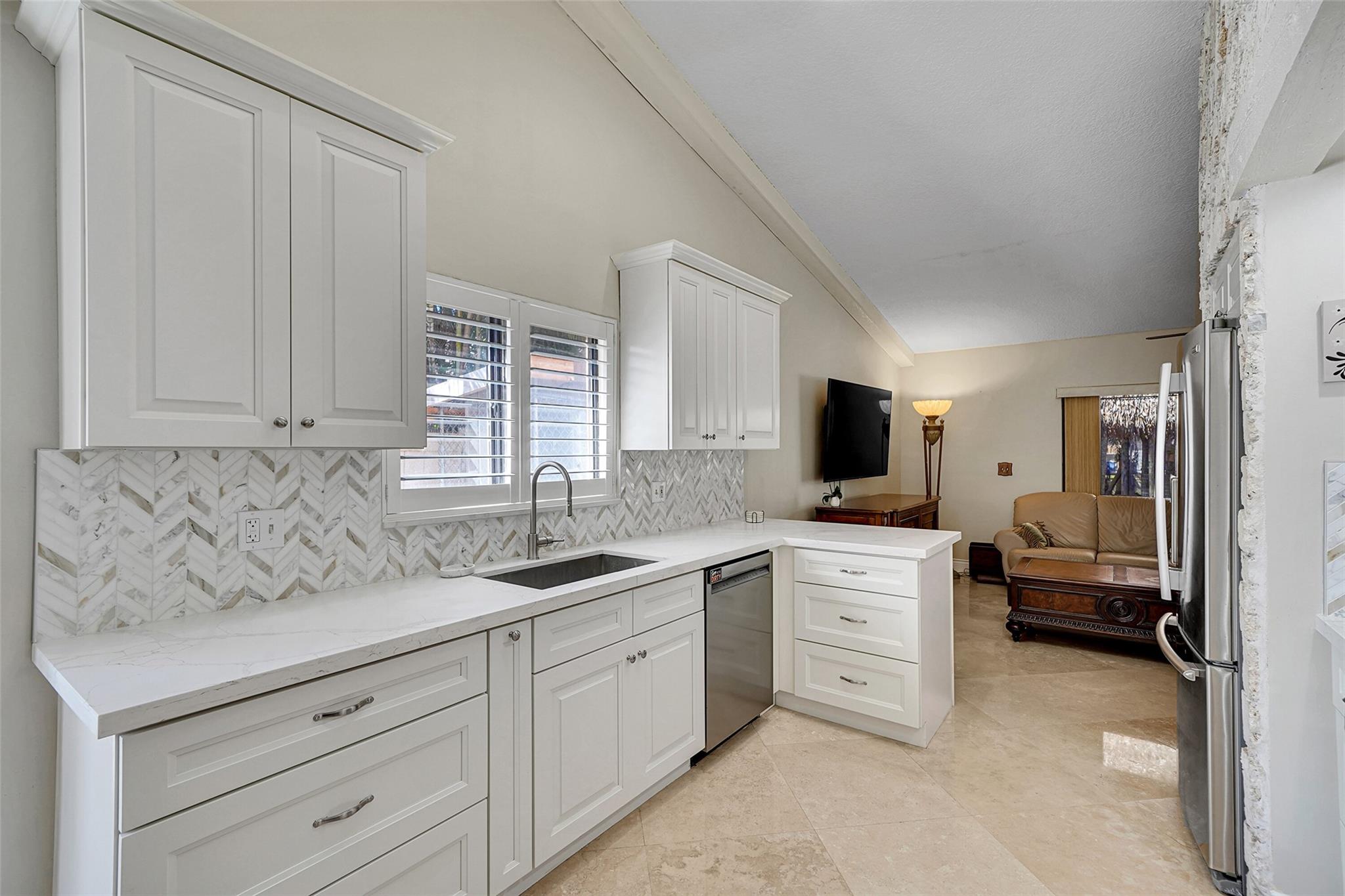 Jacaranda Lakes - Residential