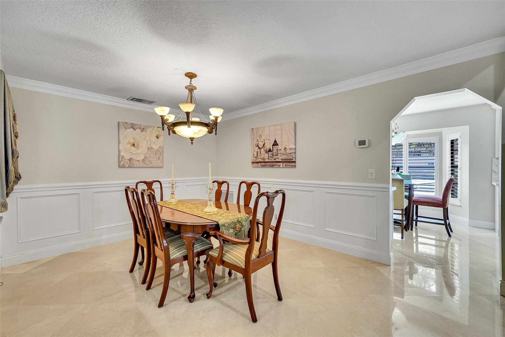 Jacaranda Lakes - Residential