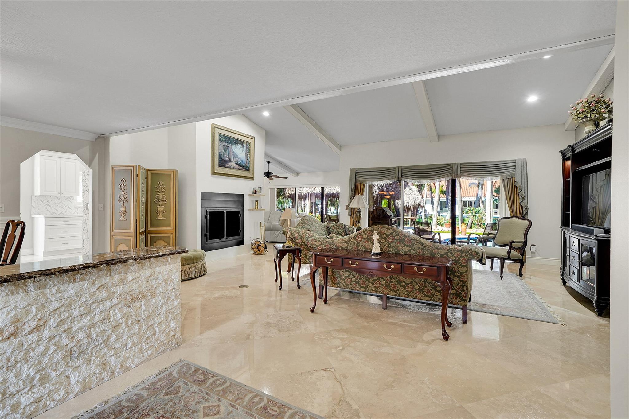 Jacaranda Lakes - Residential