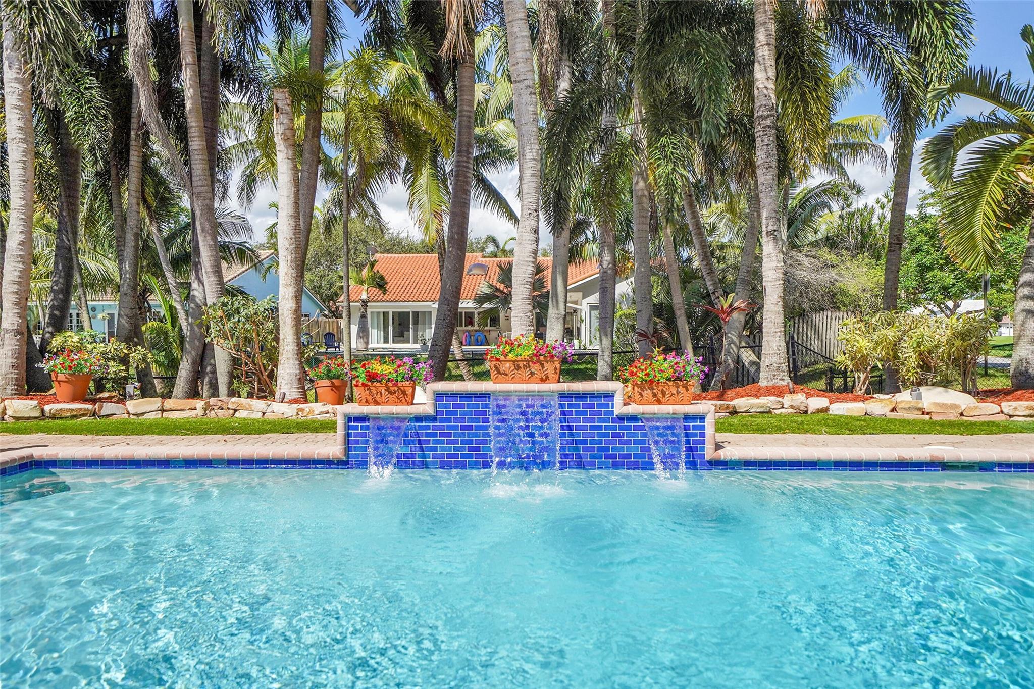 Jacaranda Lakes - Residential