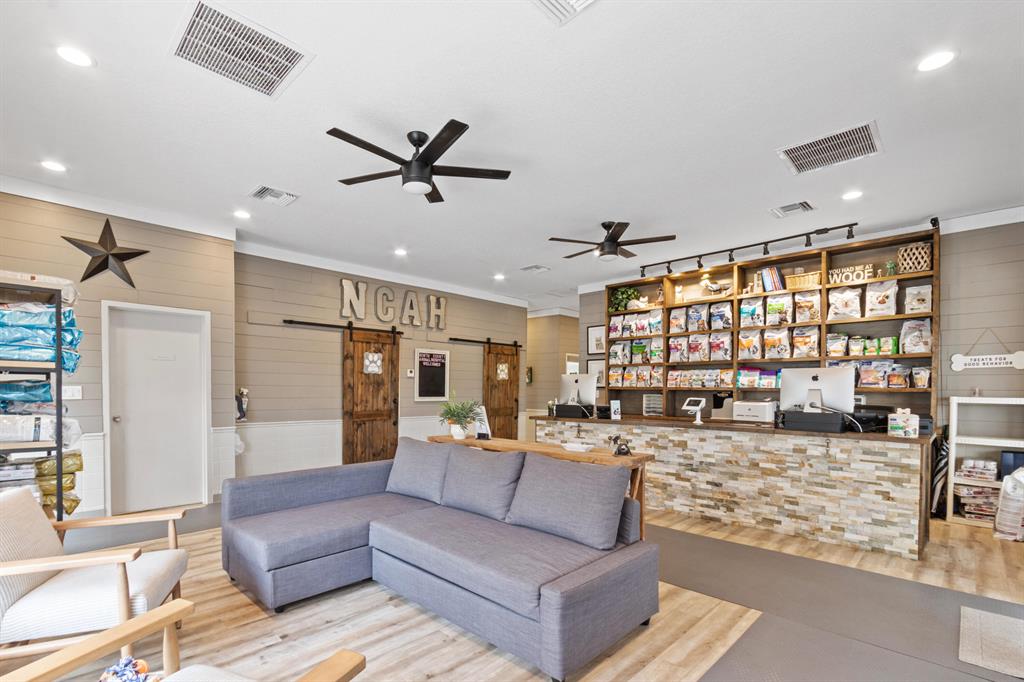 JUPITER TOWNSITE - Commercial Sale