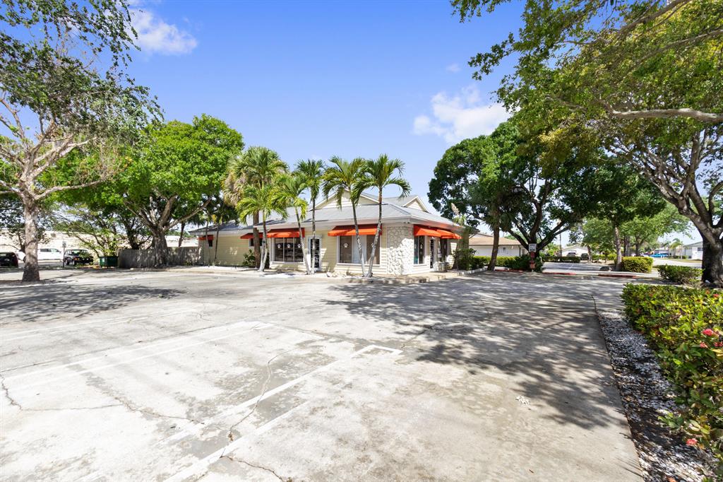 JUPITER TOWNSITE - Commercial Sale