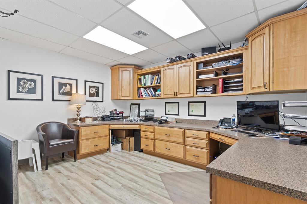 JUPITER TOWNSITE - Commercial Sale