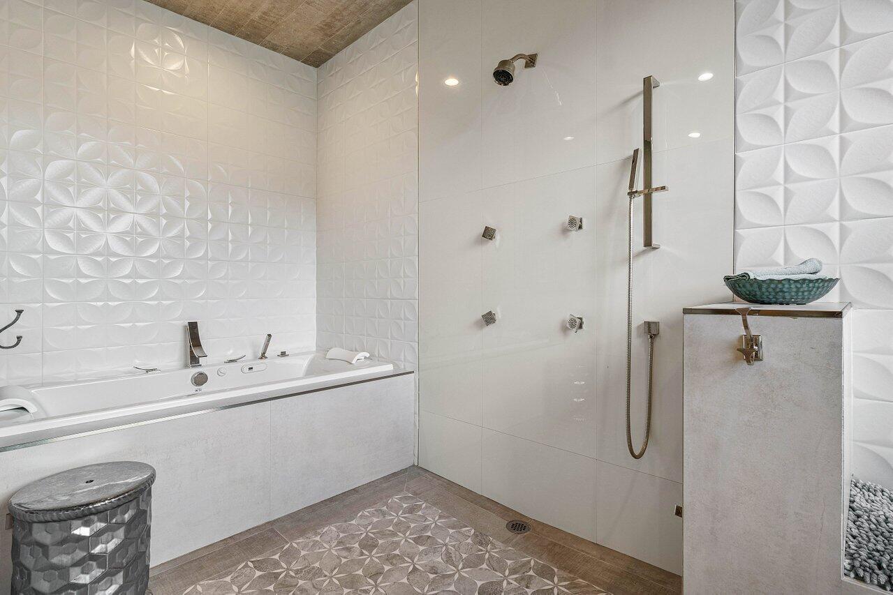 8085 Rainforest Jasper Lane