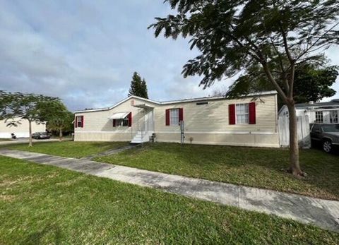 23196 Surf Road Boca Raton FL 33428