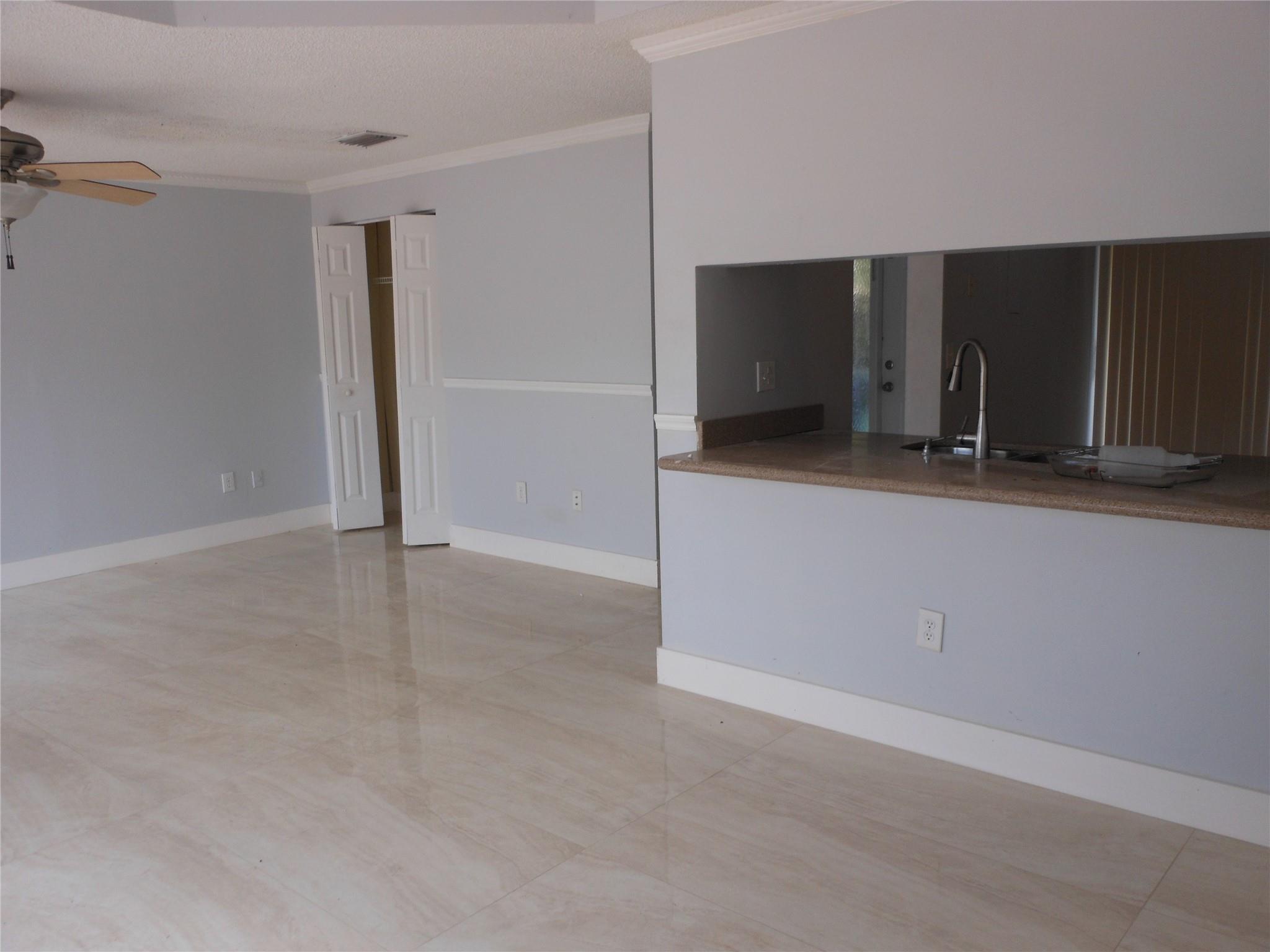 TANGLEWOOD TOWNHOMES - Residential Lease