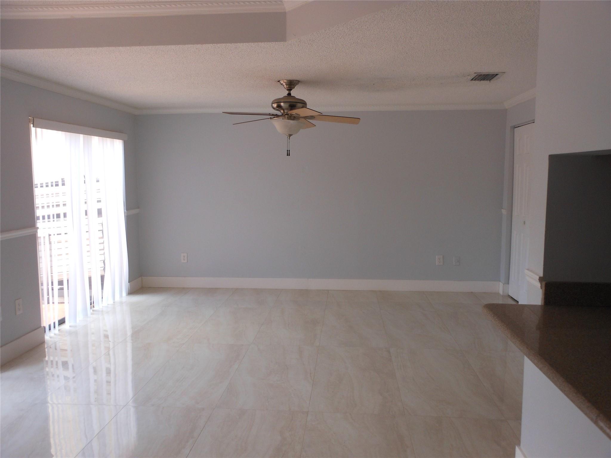 TANGLEWOOD TOWNHOMES - Residential Lease