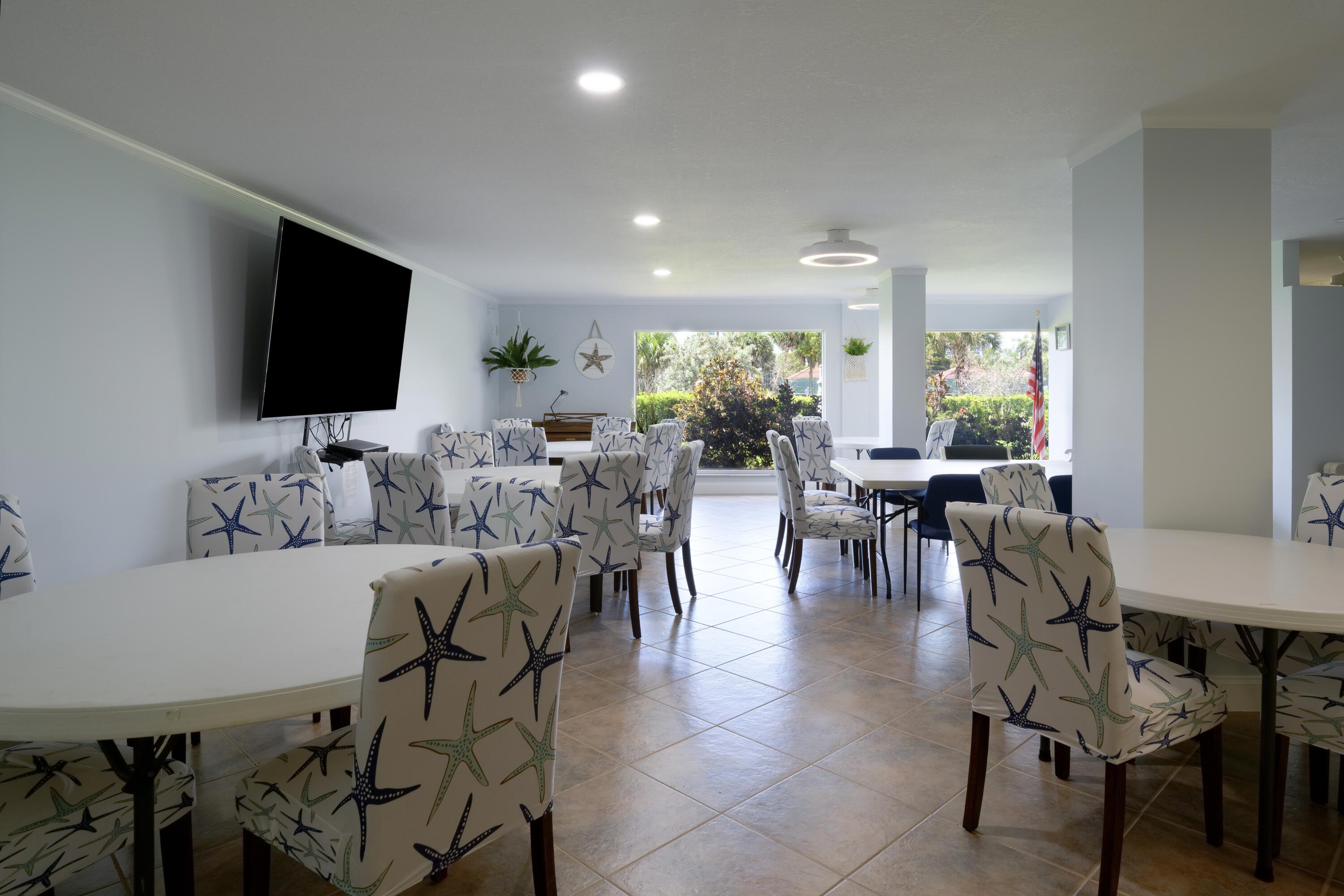 LAKE HARBOUR TOWERS CONDO - Residential