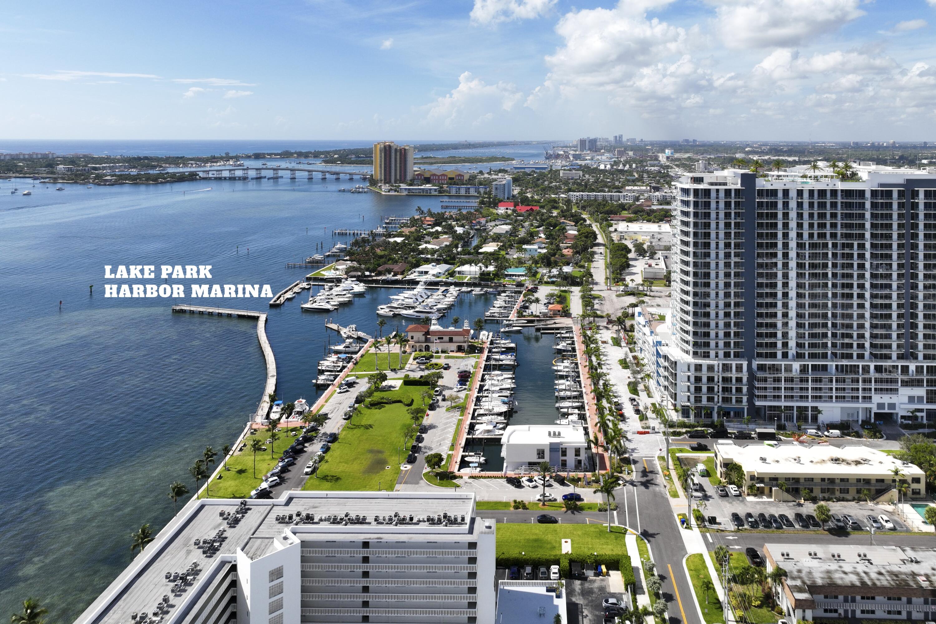 LAKE HARBOUR TOWERS CONDO - Residential