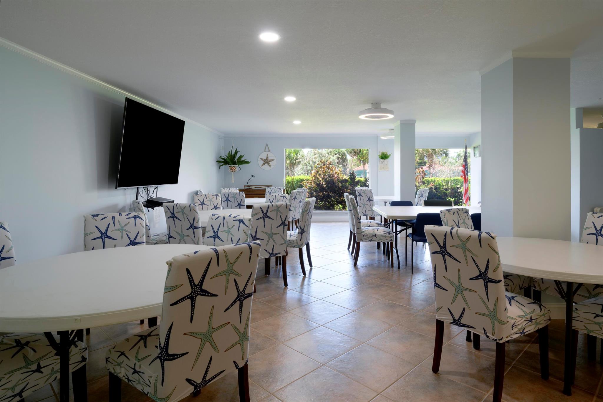 LAKE HARBOUR TOWERS CONDO - Residential