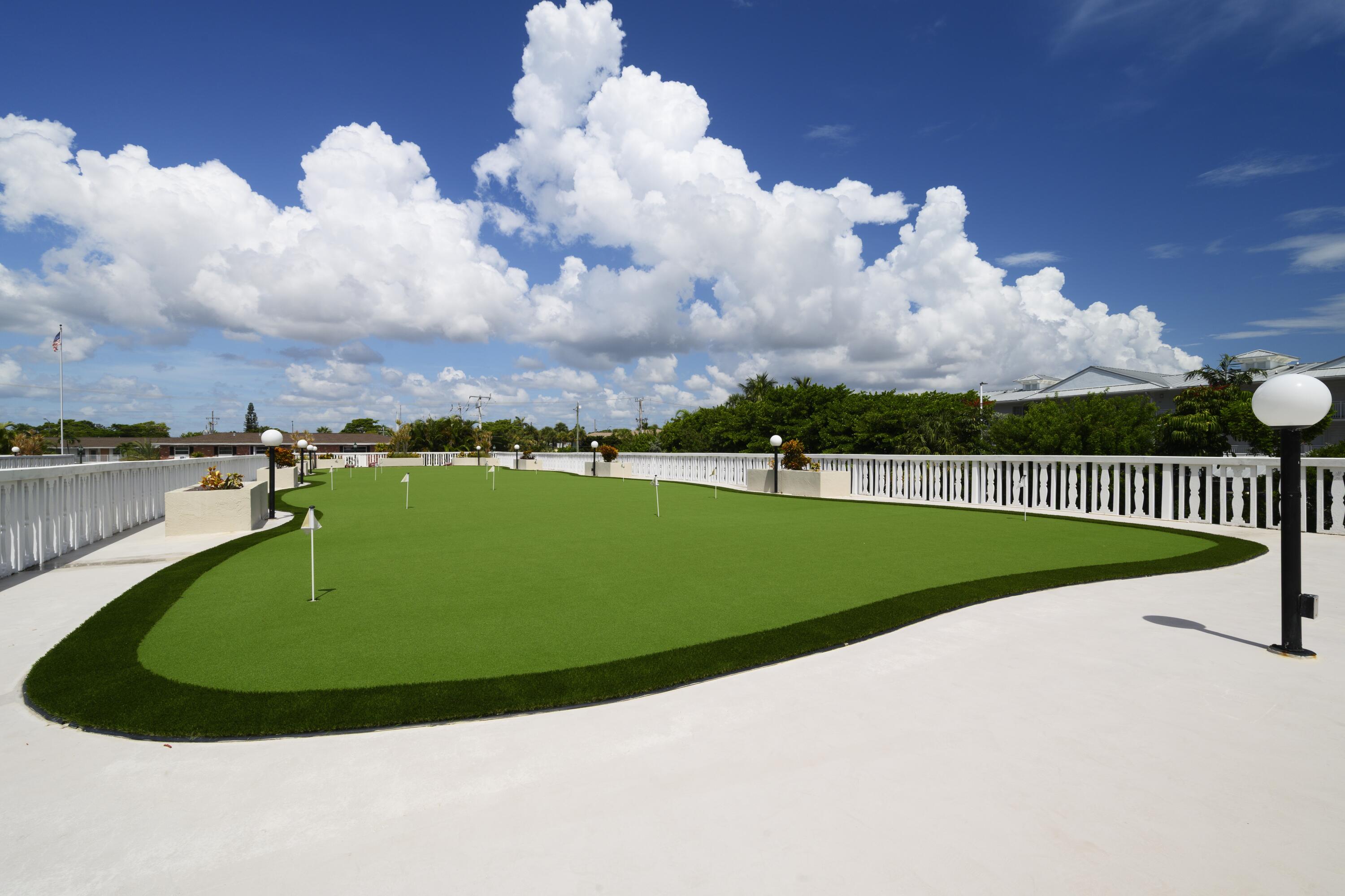 LAKE HARBOUR TOWERS CONDO - Residential