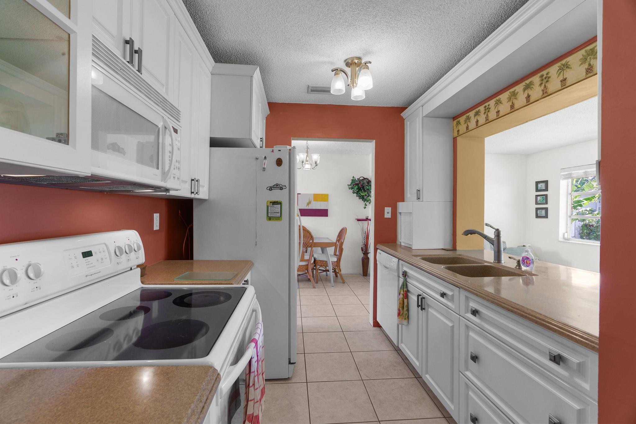 Mainlands Of Tamarac Lake - Residential