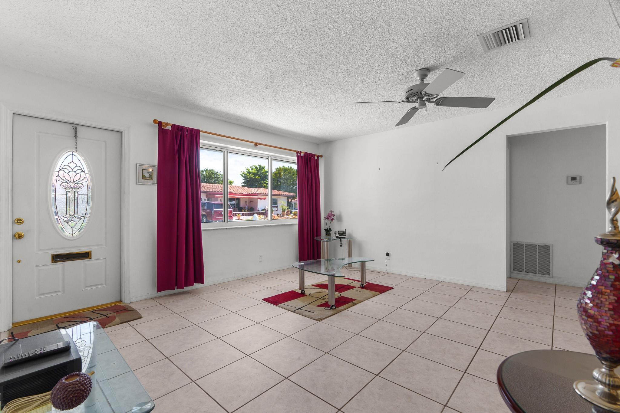 Mainlands Of Tamarac Lake - Residential