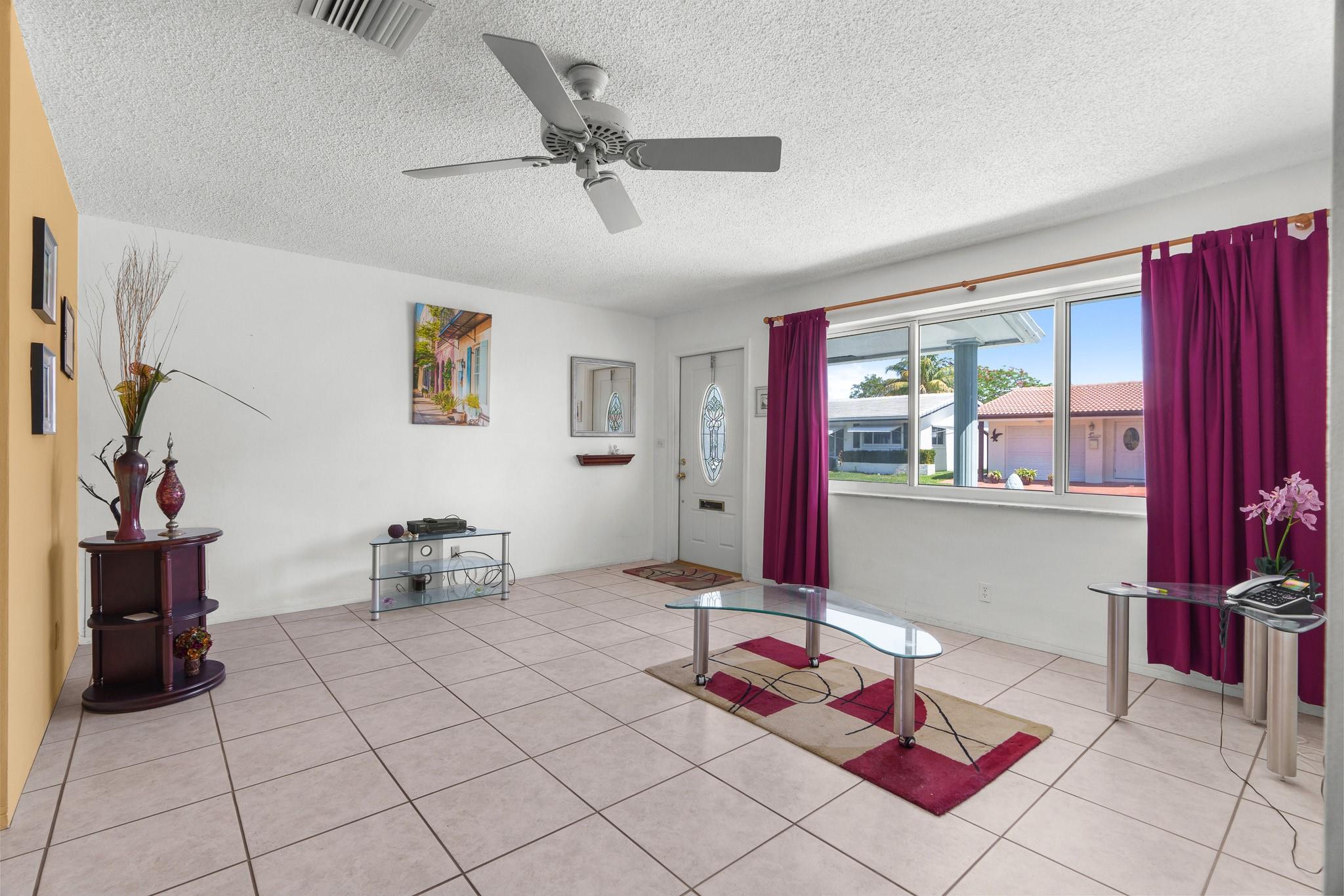 Mainlands Of Tamarac Lake - Residential
