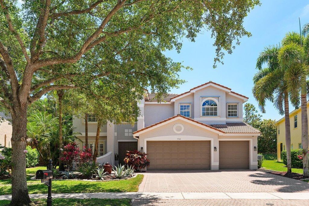 Photo of 9742 Napoli Woods Lane, Delray Beach, FL 33446 (MLS # R11082988)