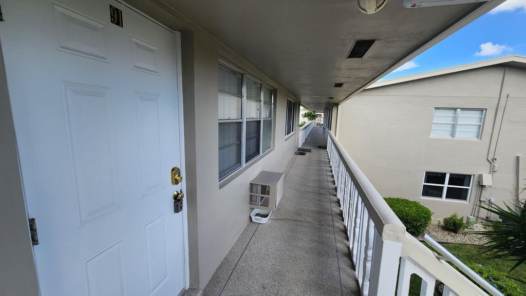 Photo of 91 Coventry D, West Palm Beach, FL 33417 (MLS # R11150281)