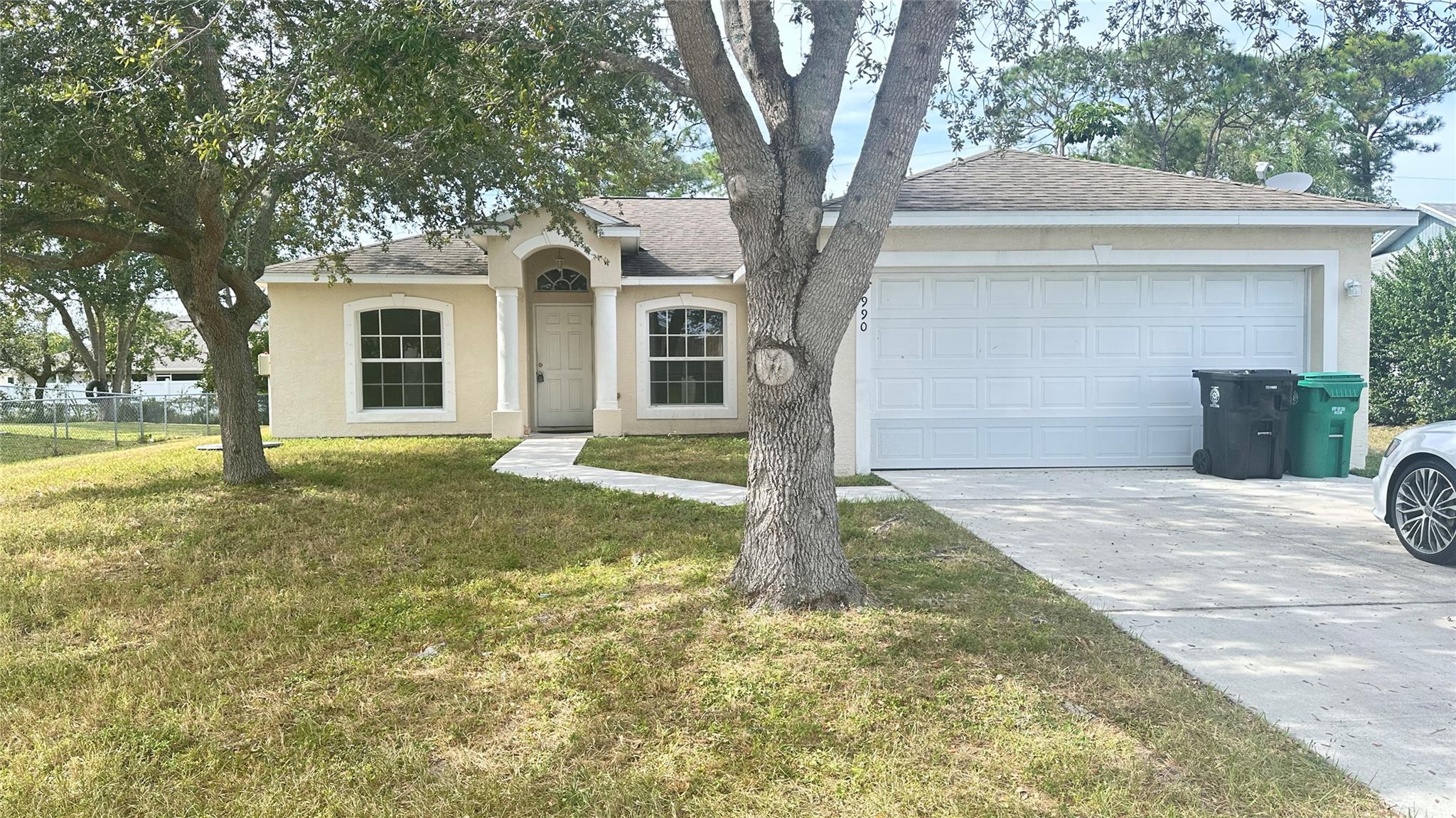 PORT ST LUCIE SECTION 10 - Residential Lease