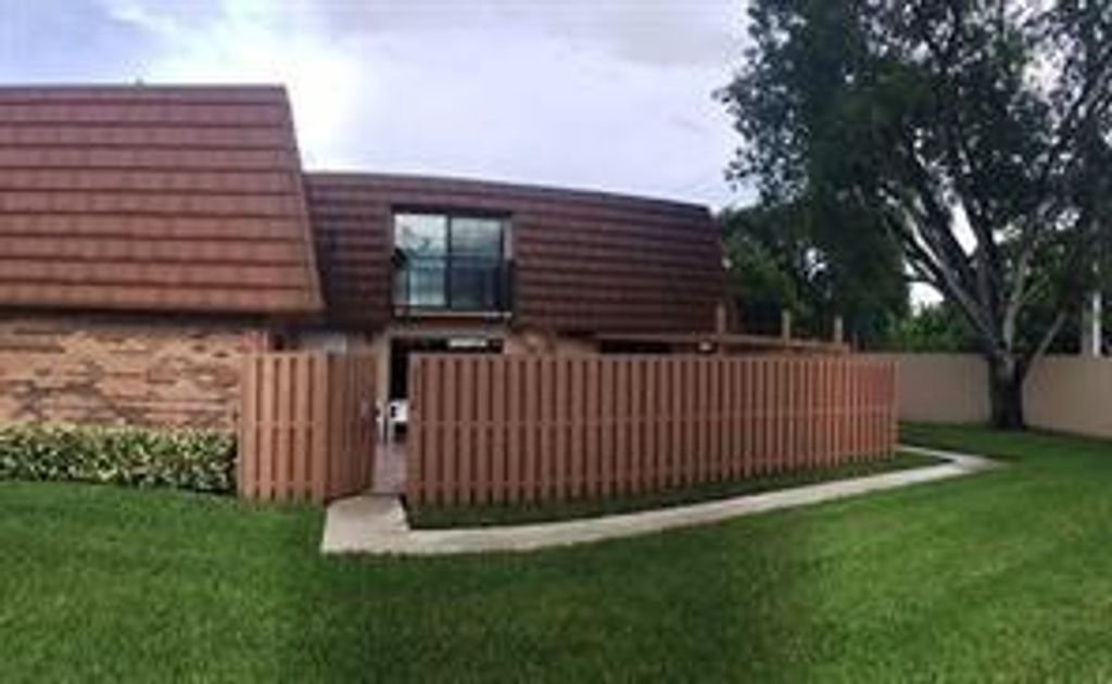 Photo of 2556 Garden Ct, Cooper City, FL 33026 (MLS # F10325477)