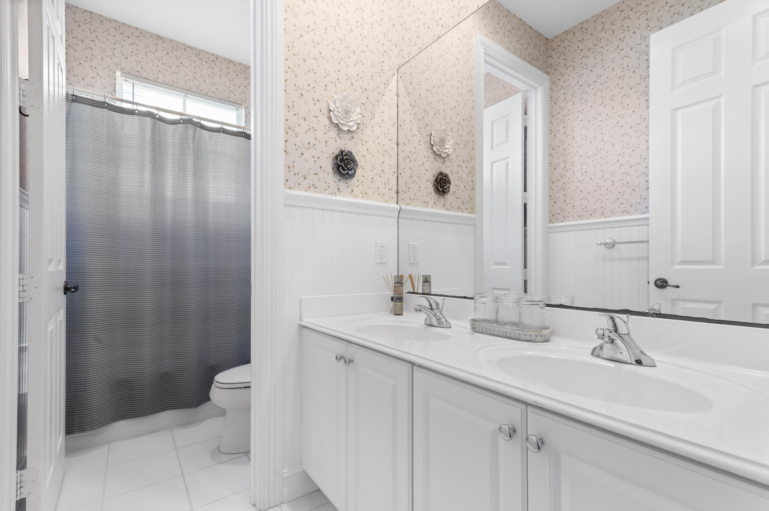 JOURNEYS END - Residential