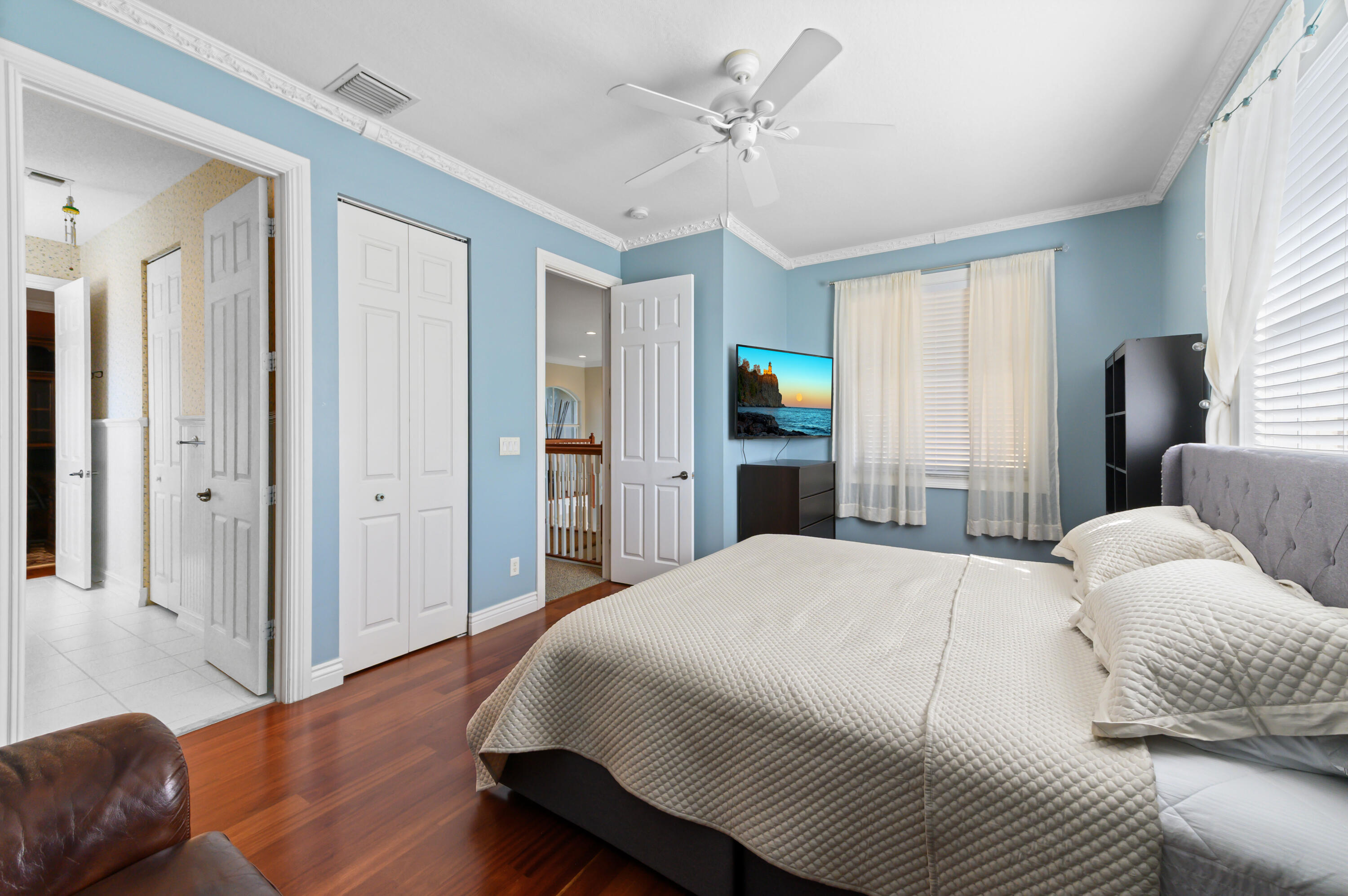 JOURNEYS END - Residential