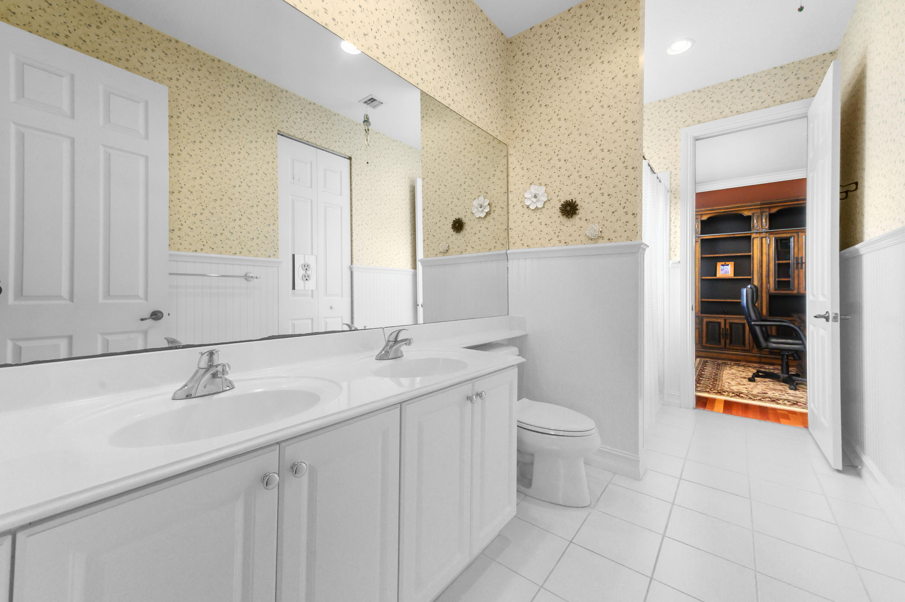 JOURNEYS END - Residential