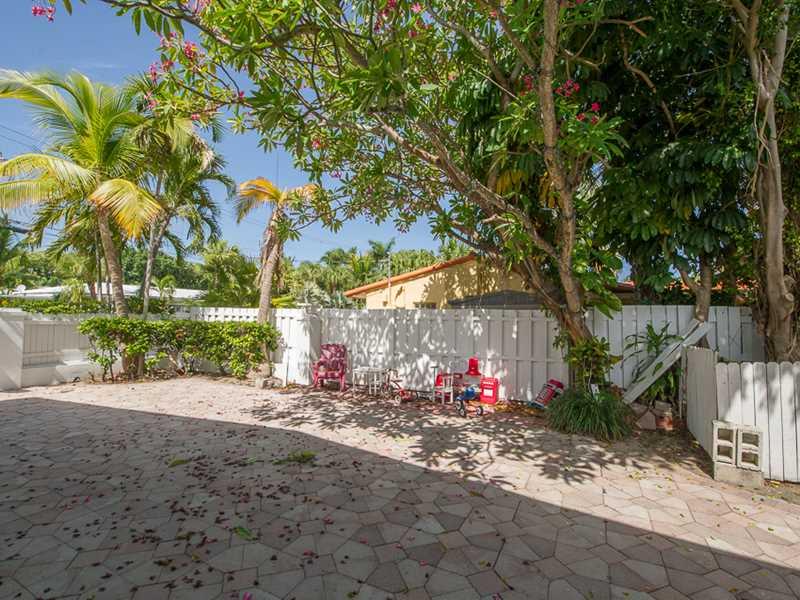 LAUDERDALE BEACH - Residential Lease