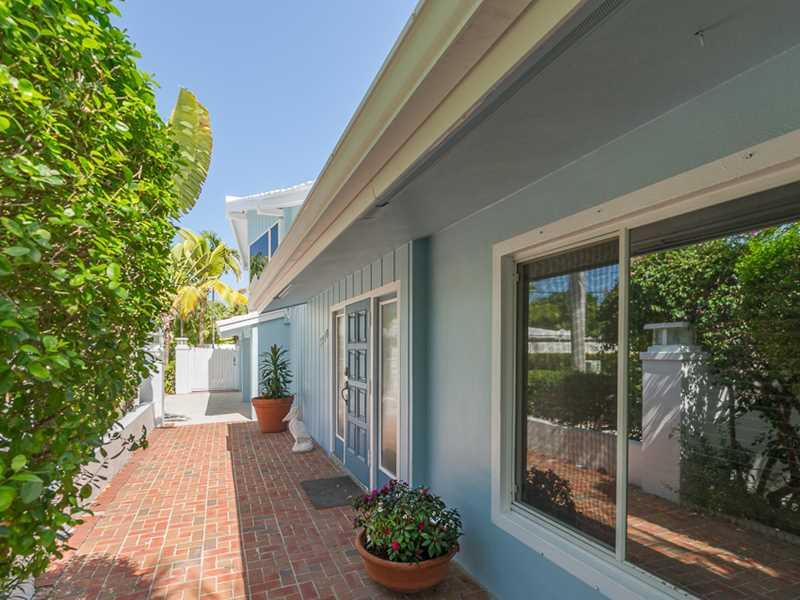 LAUDERDALE BEACH - Residential Lease