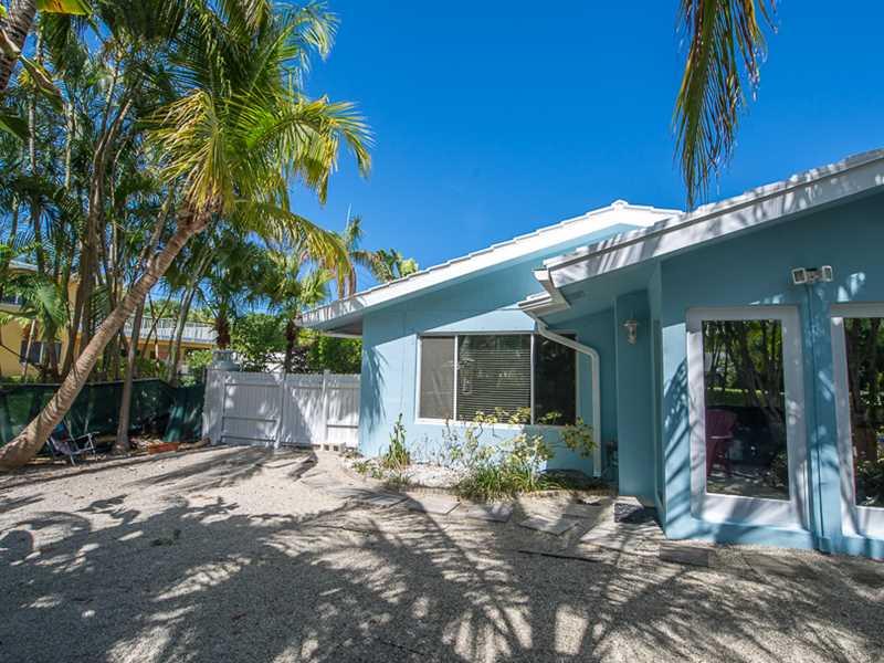 LAUDERDALE BEACH - Residential Lease
