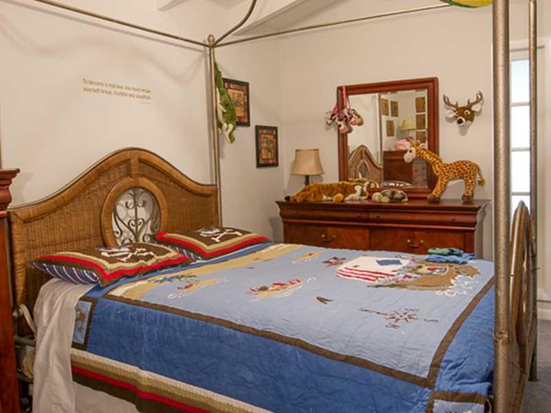 LAUDERDALE BEACH - Residential Lease