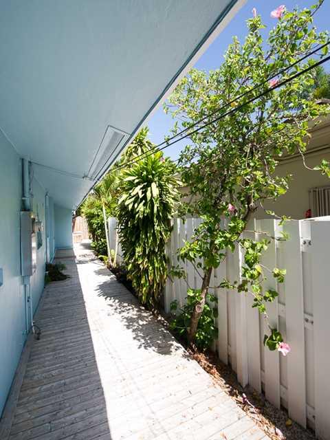 LAUDERDALE BEACH - Residential Lease