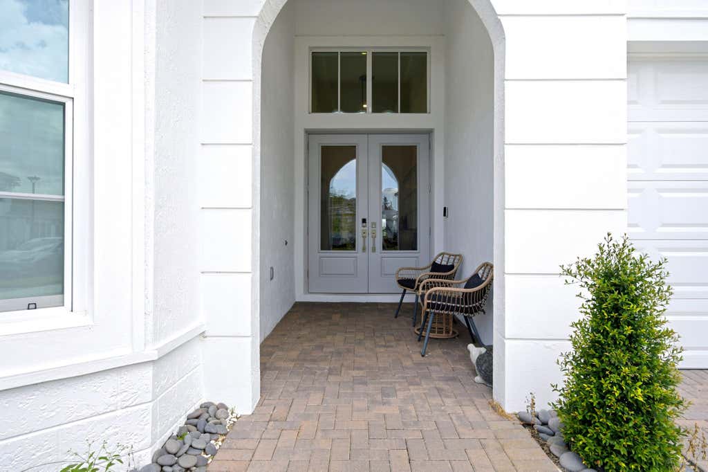 Photo of 12269 Waterstone Circle, Palm Beach Gardens, FL 33412 (MLS # B26056314)