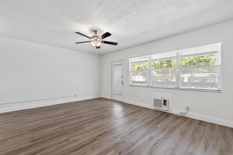 Tiny photo for 142 Ventnor Drive #I, Deerfield Beach, FL 33442 (MLS # B26036660)