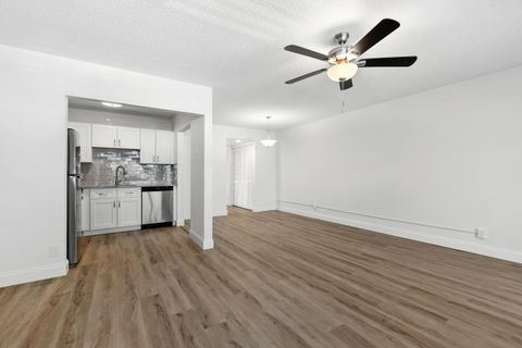Tiny photo for 142 Ventnor Drive #I, Deerfield Beach, FL 33442 (MLS # B26036660)