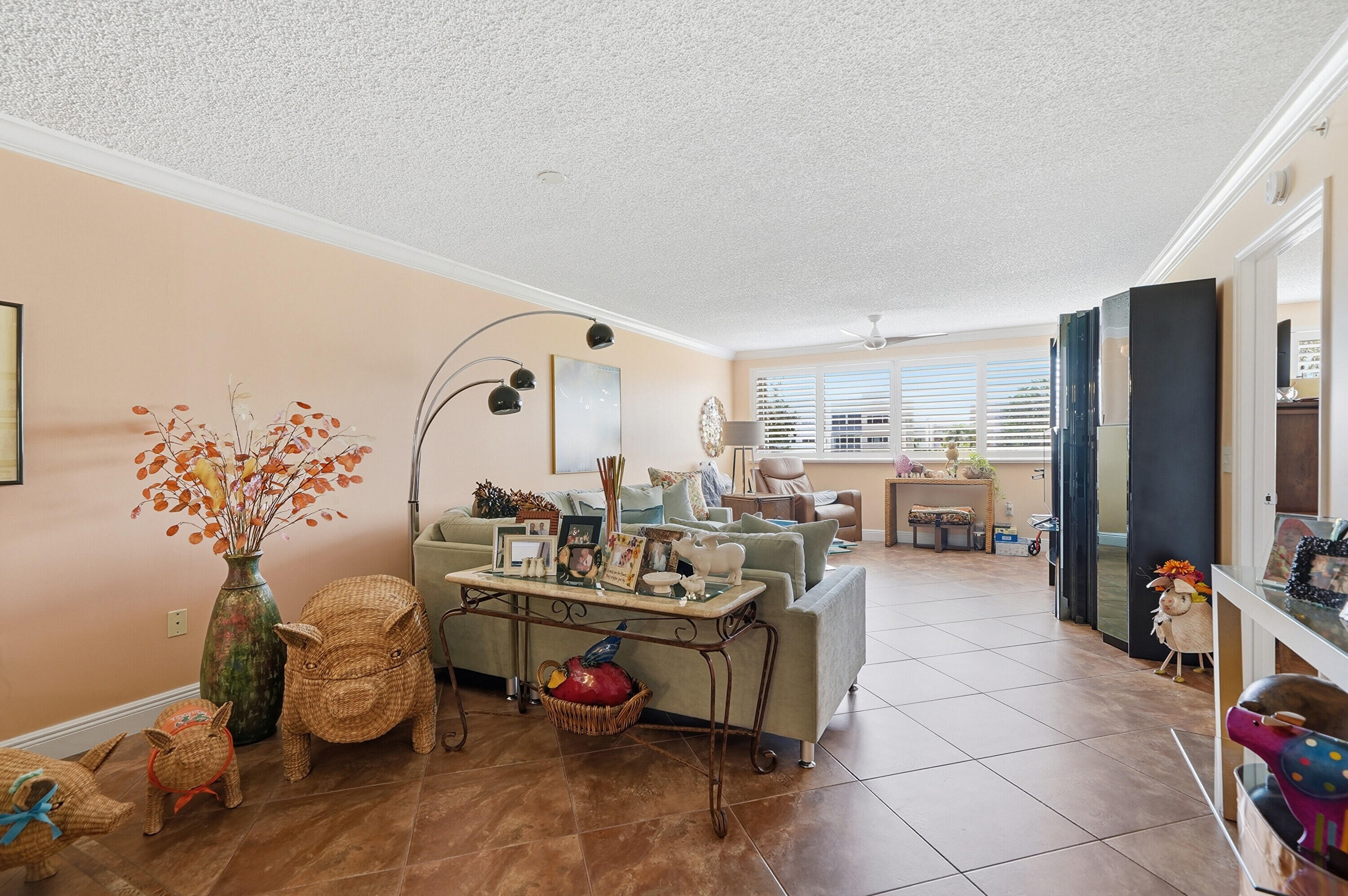 SUNRISE LAKES 200 CONDO - Residential