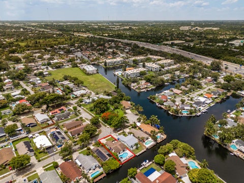 Tiny photo for 2655 Coolidge Street, Hollywood, FL 33020 (MLS # B26052833)
