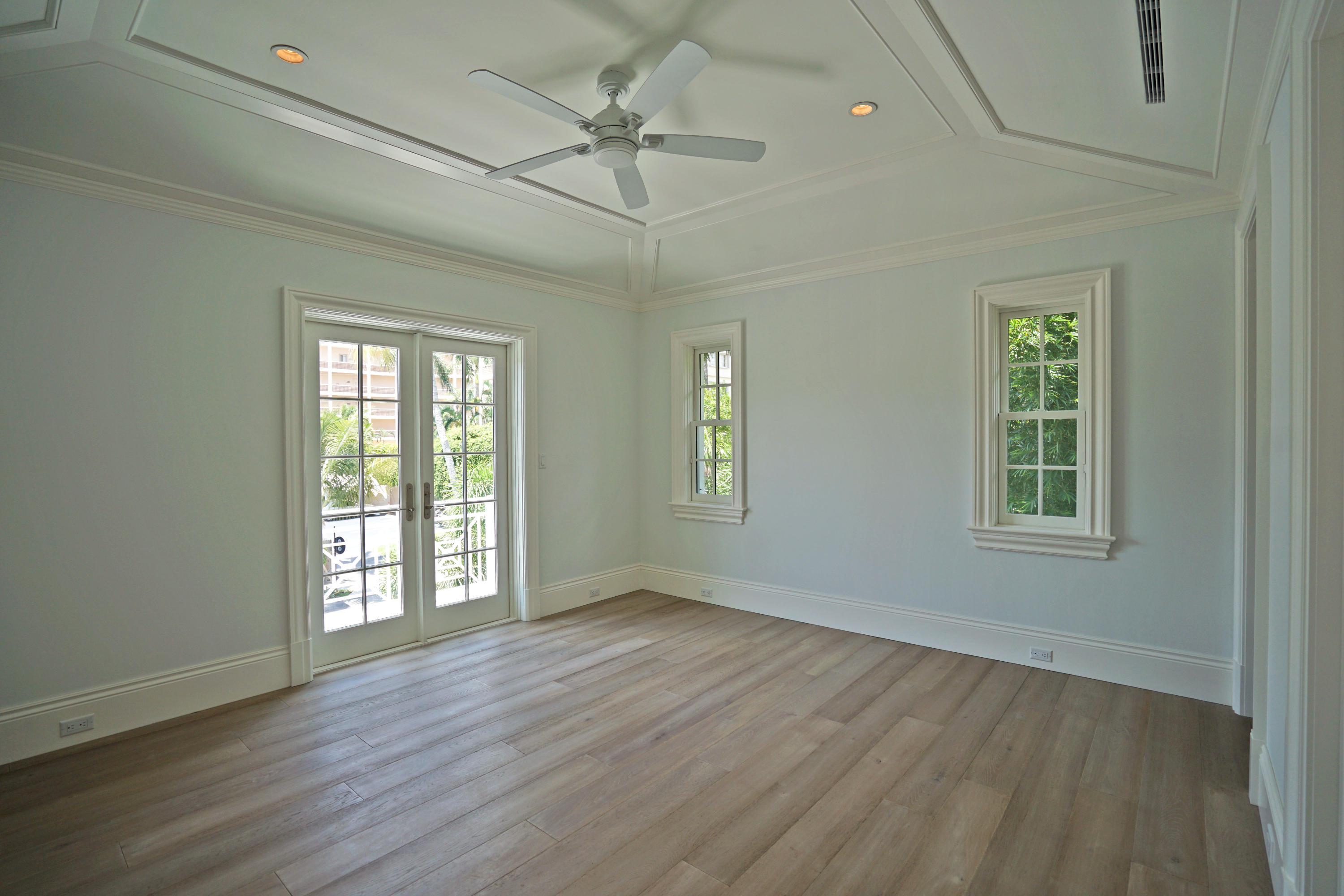 ROYAL PARK - Residential