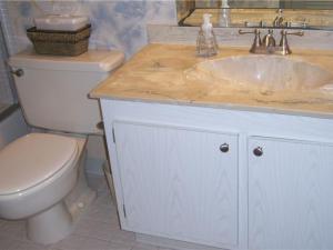 FOUNTAINS OF PALM BEACH C - Residential Lease