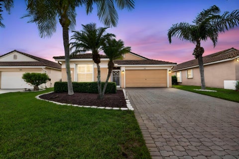 Photo of 827 NW Greenwich Court, Port Saint Lucie, FL 34983 (MLS # B26082356)
