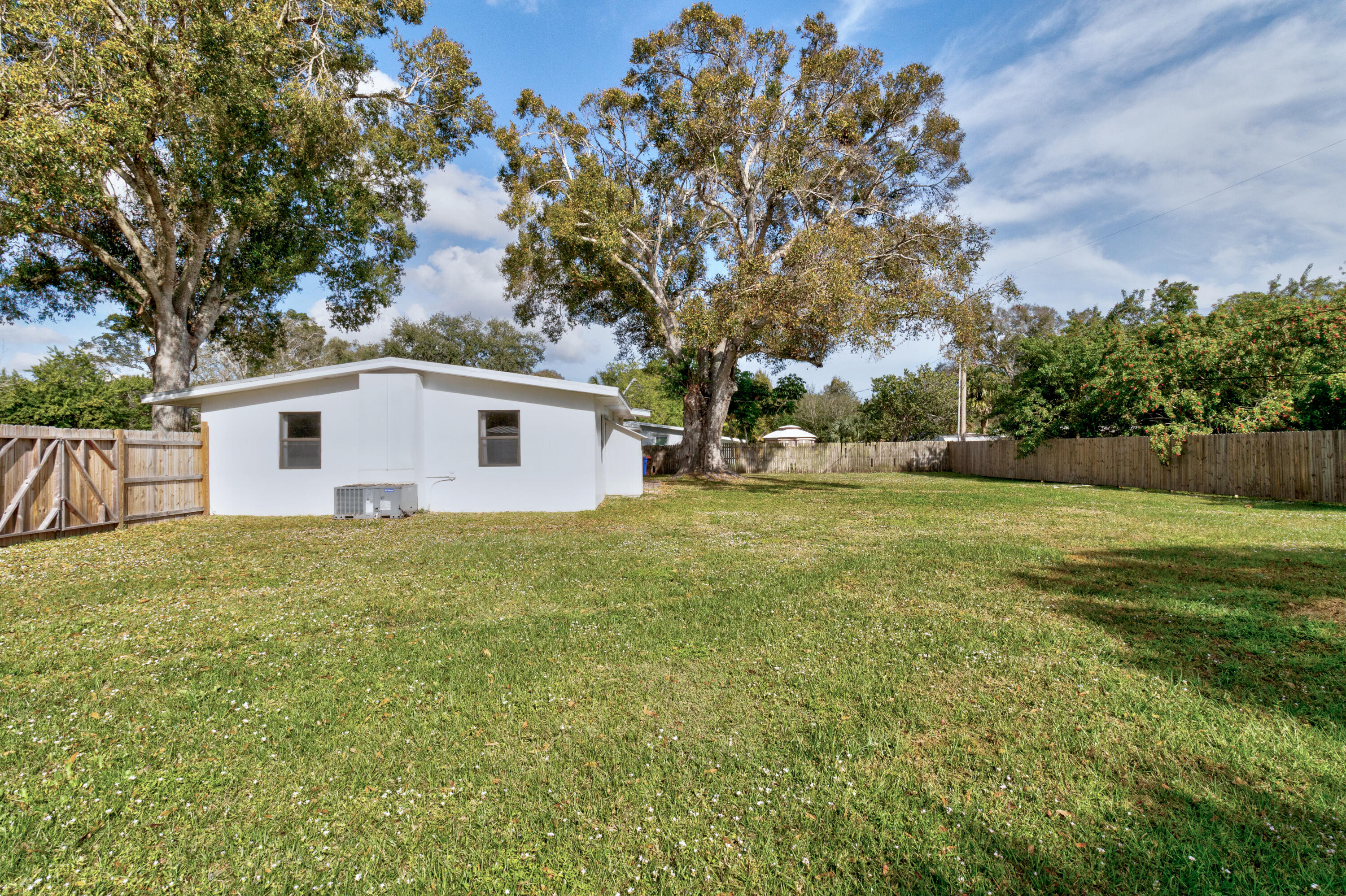 PLAT OF RIVENBARK SUBDIVISION - Residential