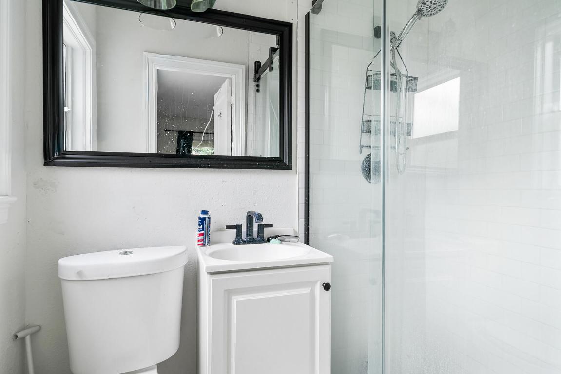 LAKE WORTH TOWN OF - Residential Income