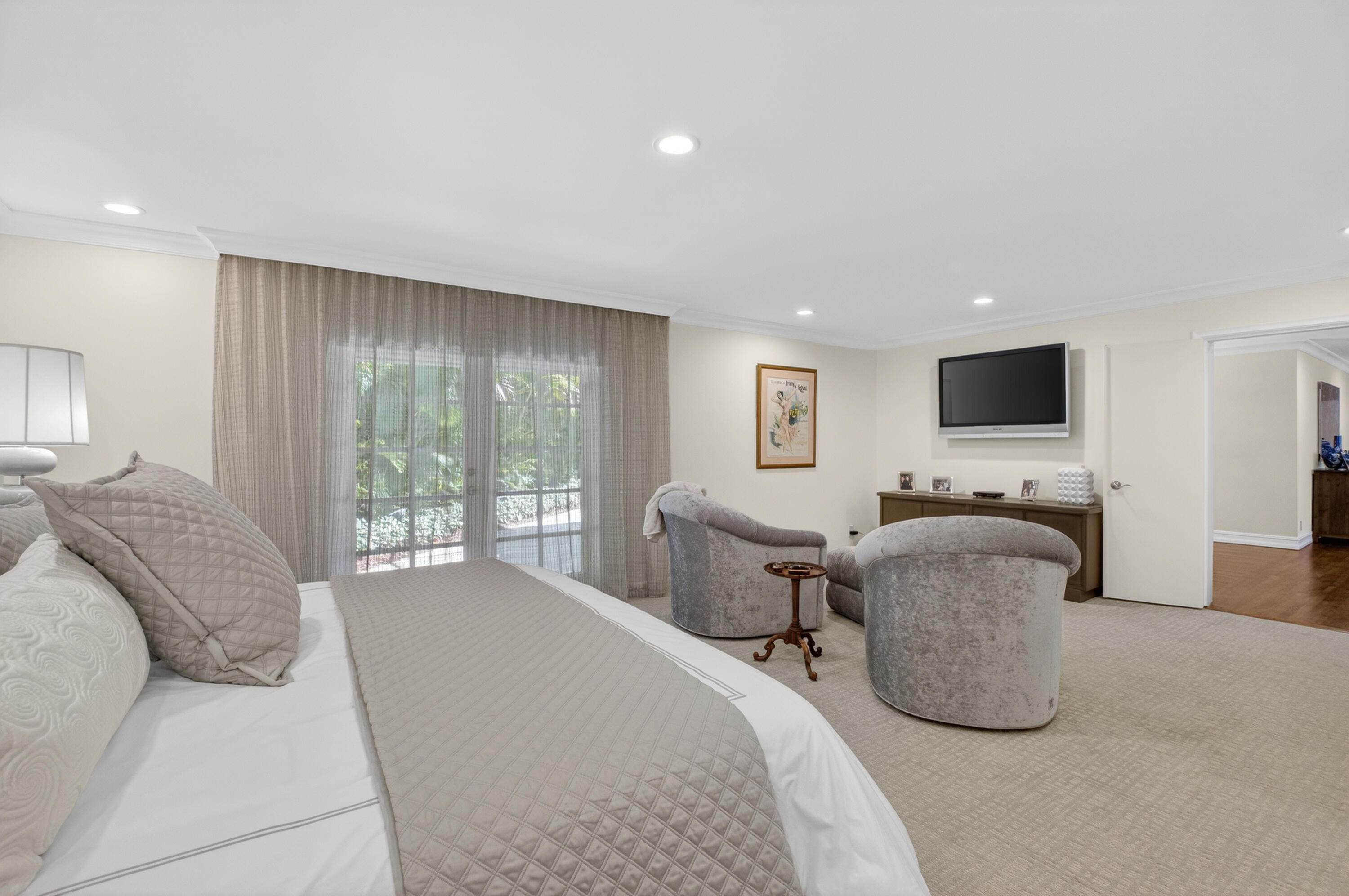 19682 Oakbrook Court