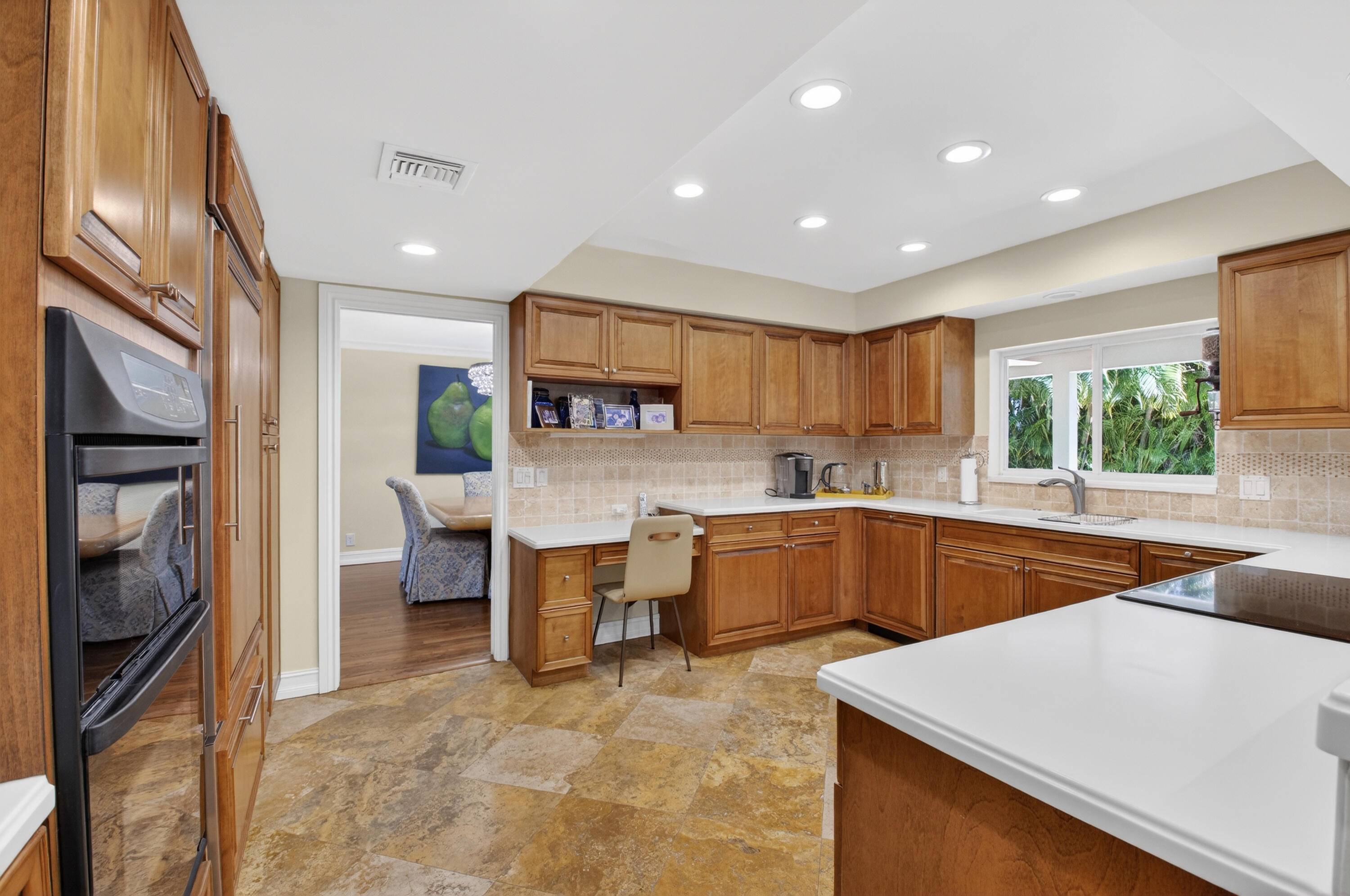 19682 Oakbrook Court