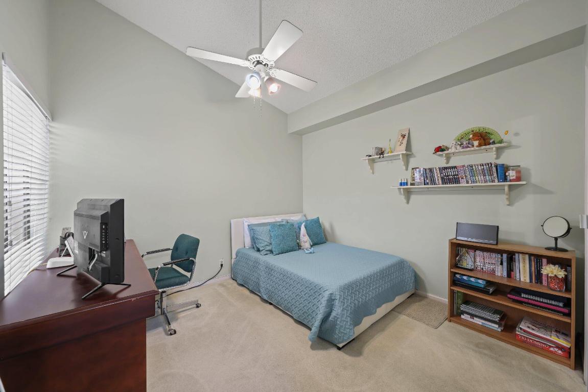 LAGUNA - Residential