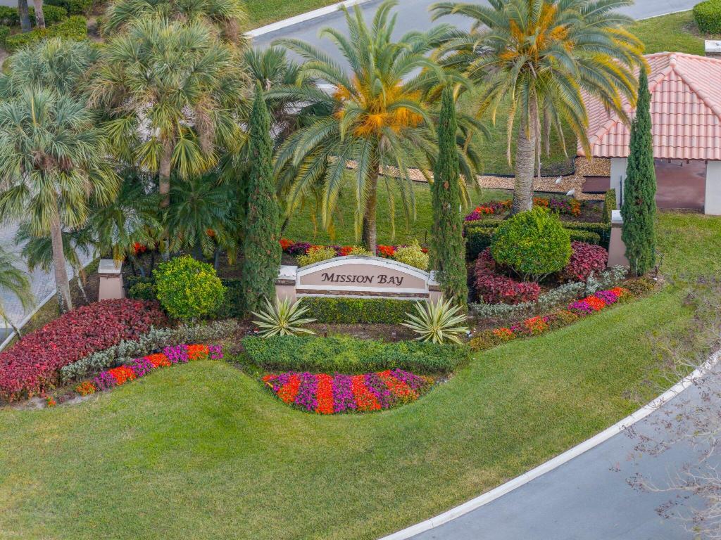 LAGUNA - Residential