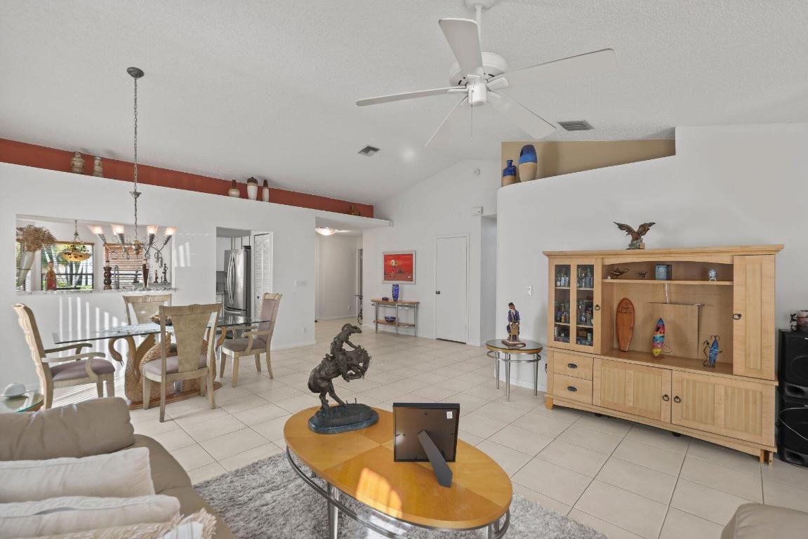 LAGUNA - Residential