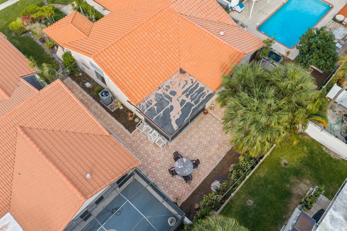 LAGUNA - Residential