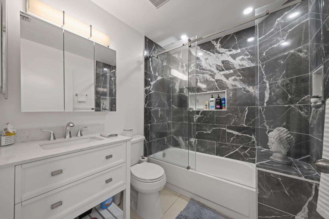 LAGUNA - Residential