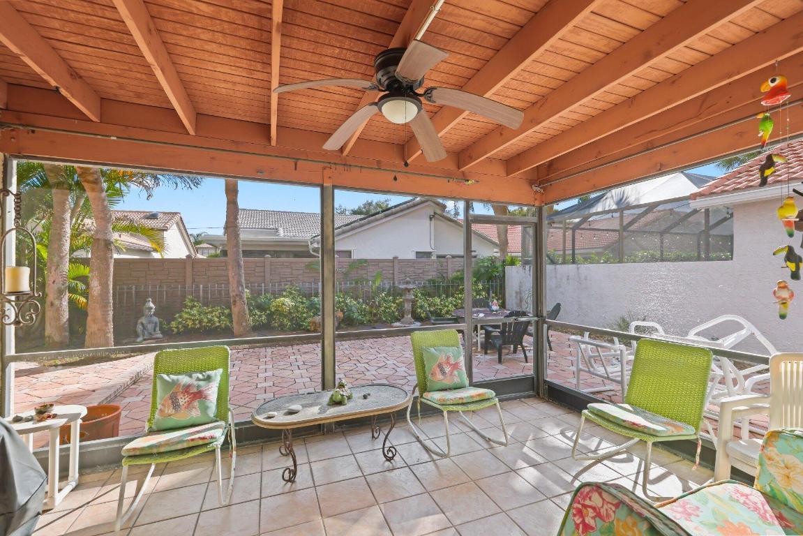 LAGUNA - Residential