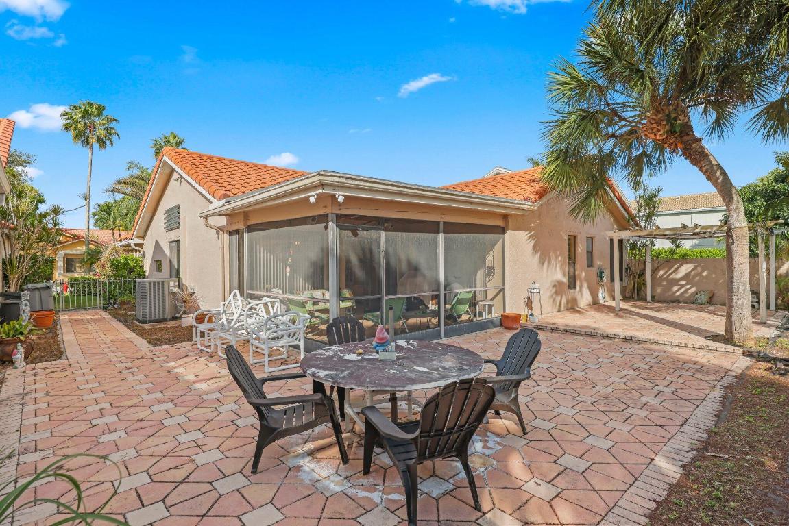 LAGUNA - Residential