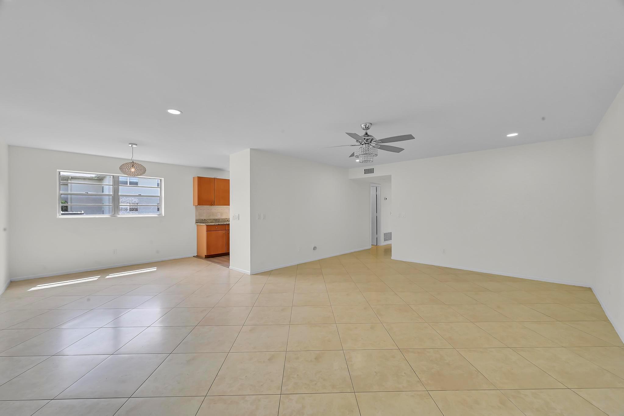 VISTA ST LUCIE BUILDINGS - Residential Lease